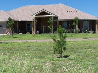 687 Sunset Rd, Fritch, TX 79036