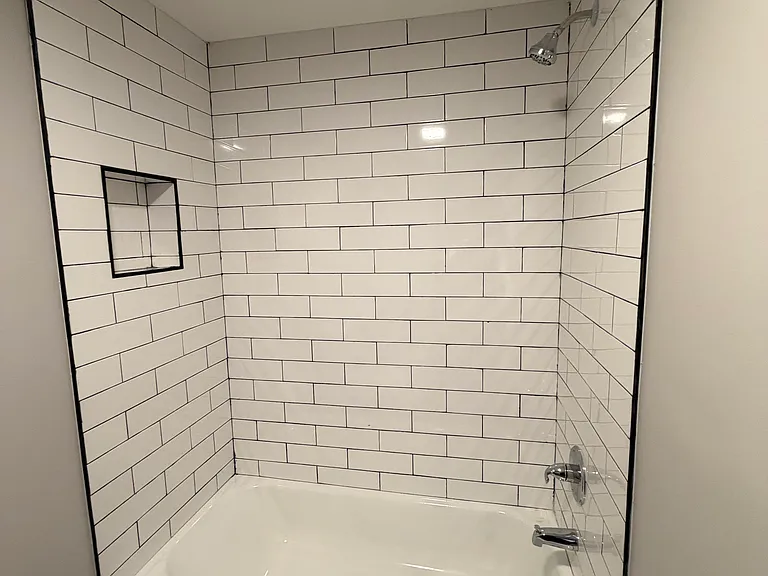 723 Burden Ave #1 — Photo 3