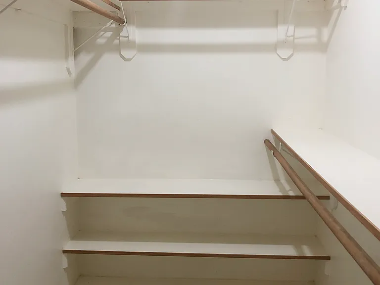 Master Bedroom Walk in Closet
