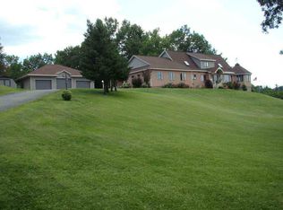 8 Fort Ti Rd, Ticonderoga, NY 12883