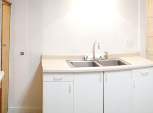 828 Avenue A APT B, Council Bluffs, IA 51503