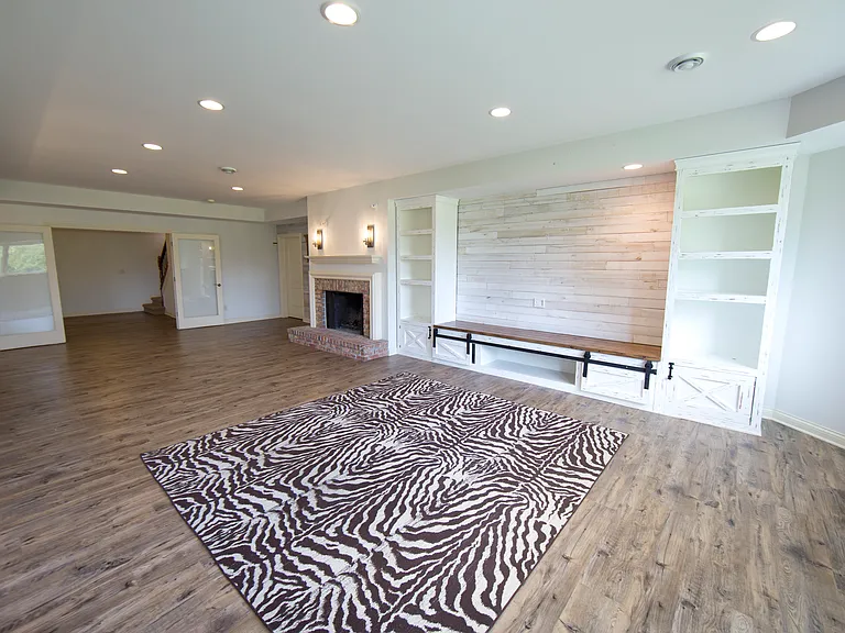 11560 N Canterbury Dr — Photo 38