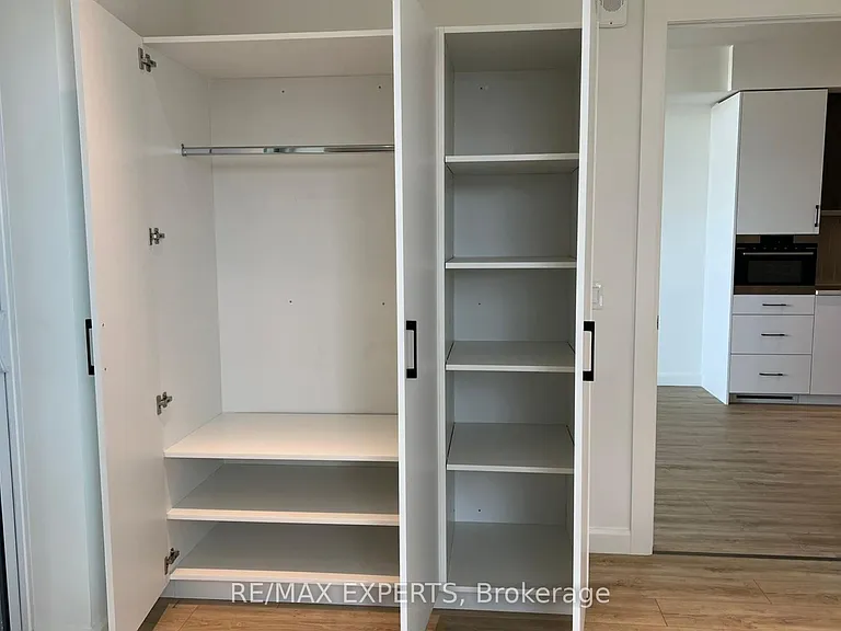 403 King St W #741 — Photo 12