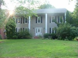 8513 Barrens Rd, Roanoke, VA 24019