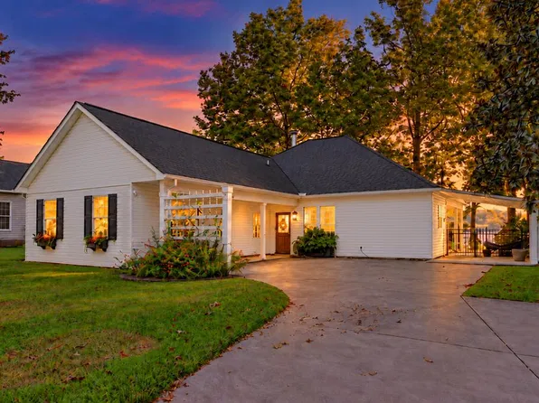 986 Ridgewood Harbor Rd, Waterloo, SC 29384