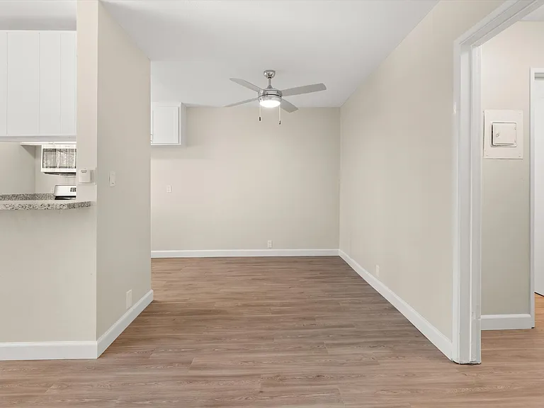 School Circle Apartments - Riverside, CA — Photo 83