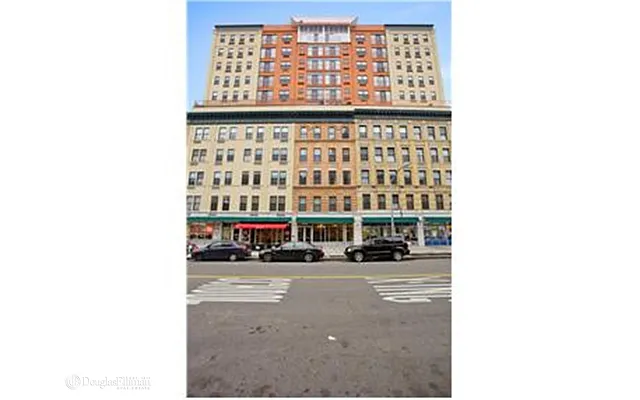 Rented by Douglas Elliman | media 7