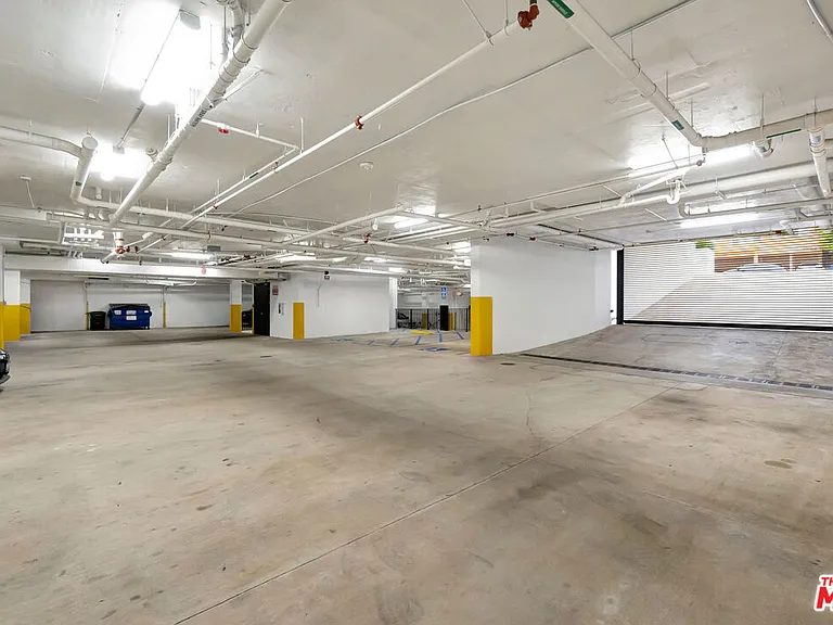 1017 N Croft Ave #Penthouse 01 — Photo 43