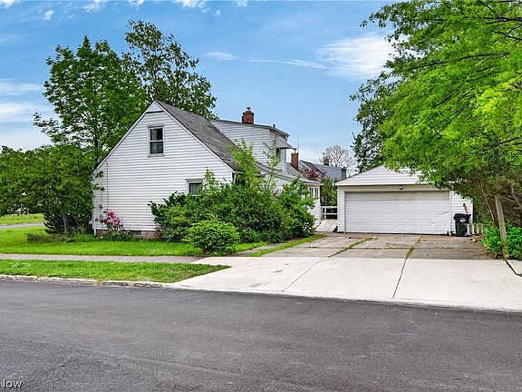 2nd image of 7146 W Parkview Dr
