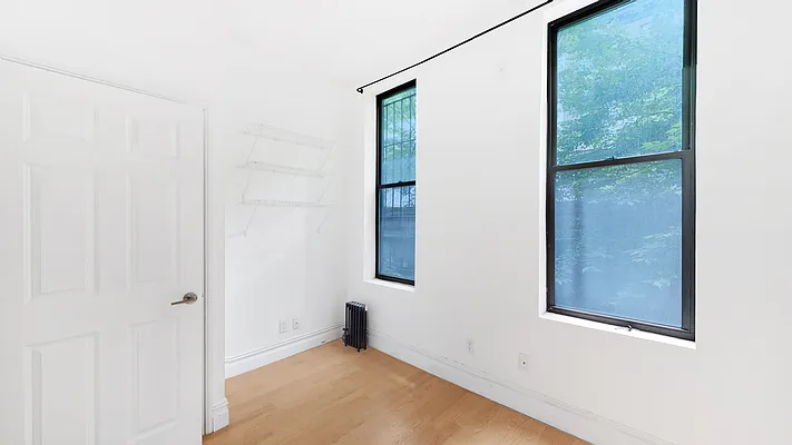 Rented by Keller Williams NYC | media 25