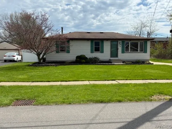 115 Hyland Ave, Depew, NY 14043