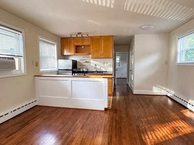 4593 Macarthur Blvd NW #3 — Photo 5