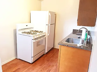 Rented by NY Space Finders Inc.