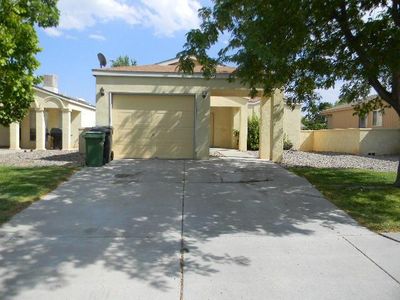 1082 Cactus Dr NE, Rio Rancho, NM, 87144