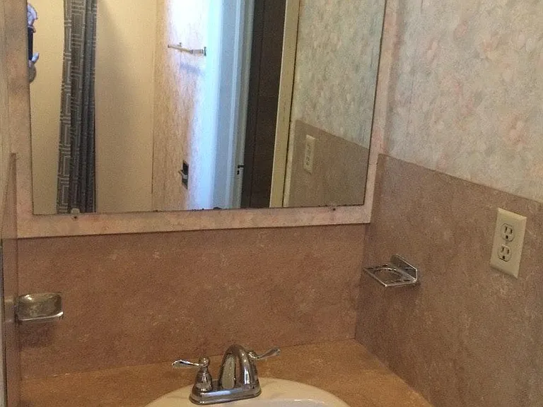 101 E Dubois Ave #2 — Photo 5