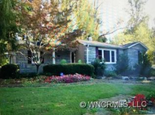 1000 Hebron Rd, Hendersonville, NC 28739