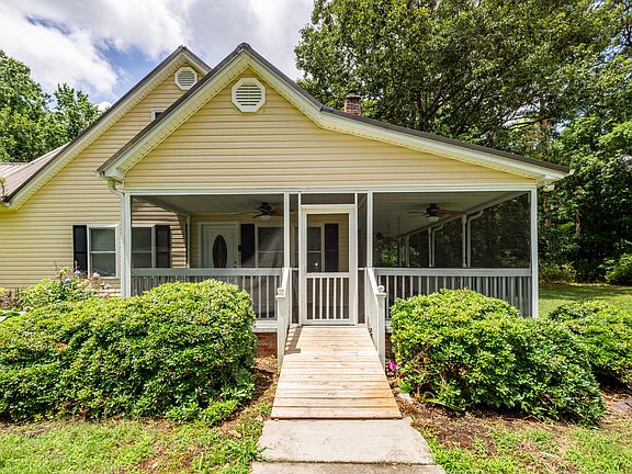 3rd image of 229 Bay Blossom Ln