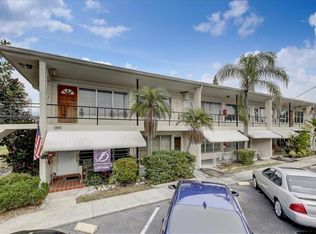 4144 56th St N APT 809, Kenneth City, FL 33709