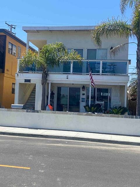 1st image of 117 Bay Shore Ave #C