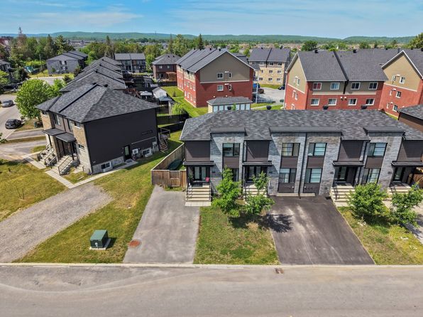68 Rue St, Gatineau, QC J9J 4G6