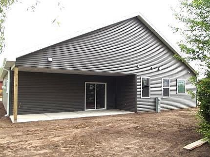 4th image of 549 Tamarack rd Road