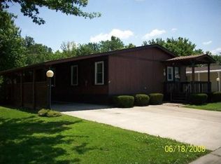 308 Travis Dr, Swansea, IL 62226