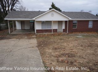 1118 N 26th St, Van Buren, AR 72956