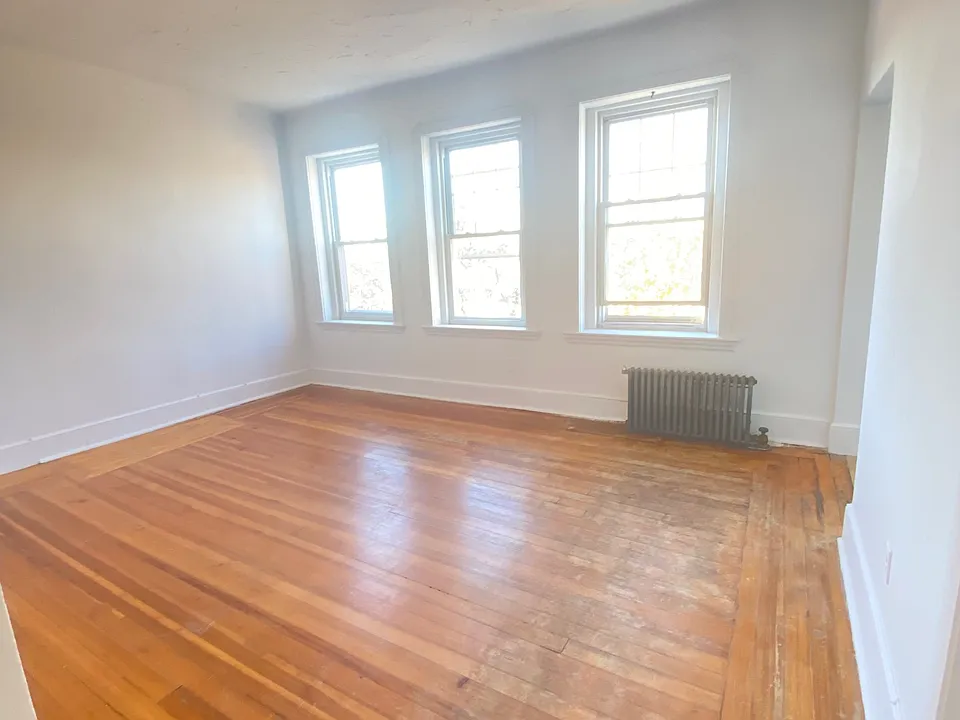 6 Ellsworth Ave #44