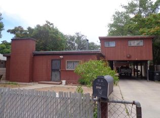 2043 Minnie St SW, Albuquerque, NM 87105