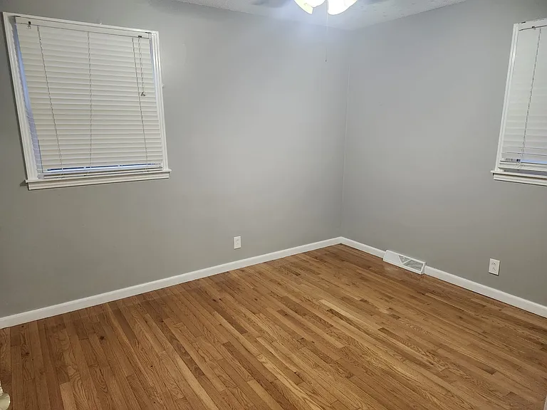 125 Darlene Dr — Photo 7