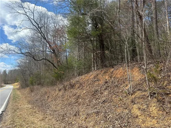 0 Sunset Dr, North Wilkesboro, NC 28659