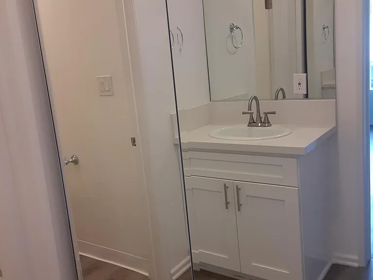 1628 S. Westgate Ave — Photo 15