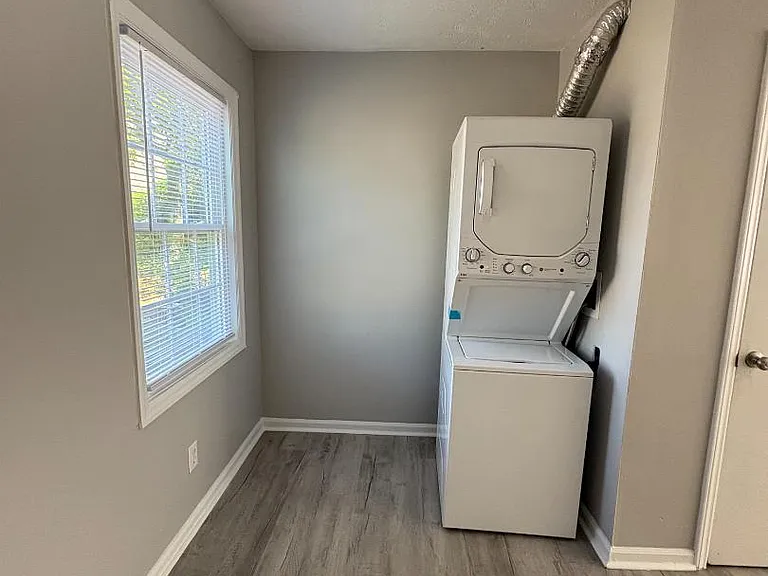 Unit Photo