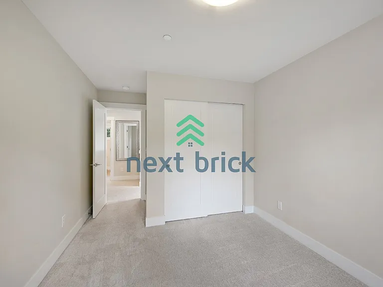 938 223rd St SE — Photo 14