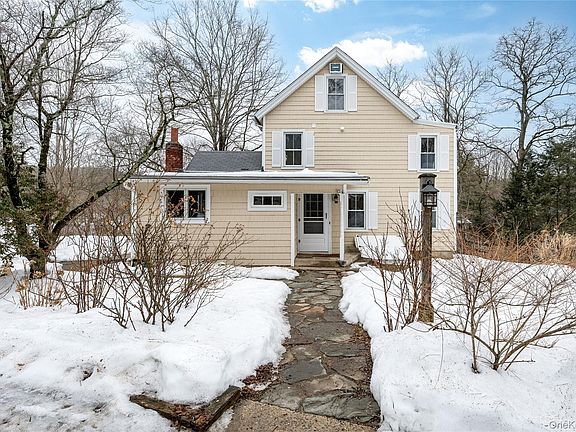 4th image of 277 Old Post Rd