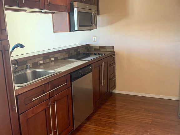 2nd image of 4200 Montgomery Blvd NE APT 326