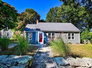 14 Amvets Avenue, Falmouth, MA 02540