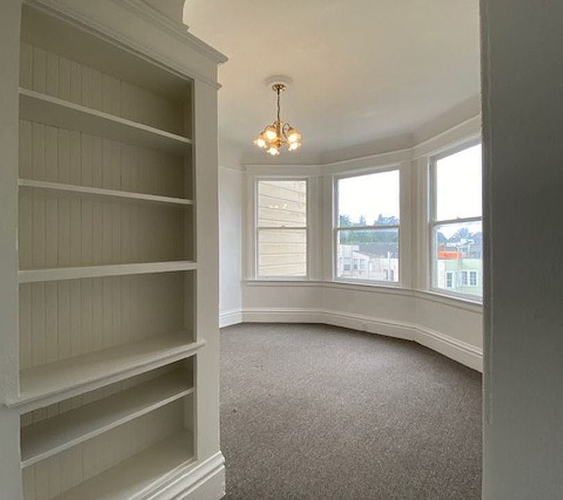 1st image of 231-235 Ashbury St #231
