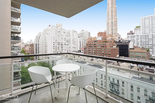 Sold by Sotheby's International Realty | media 44