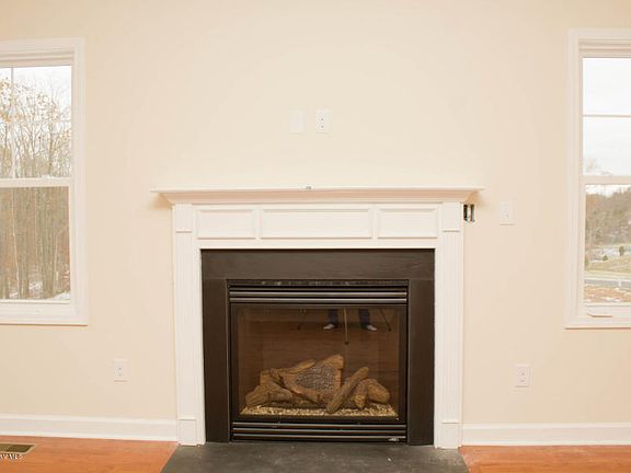 5th image of 1710 Hollow Oak Ct