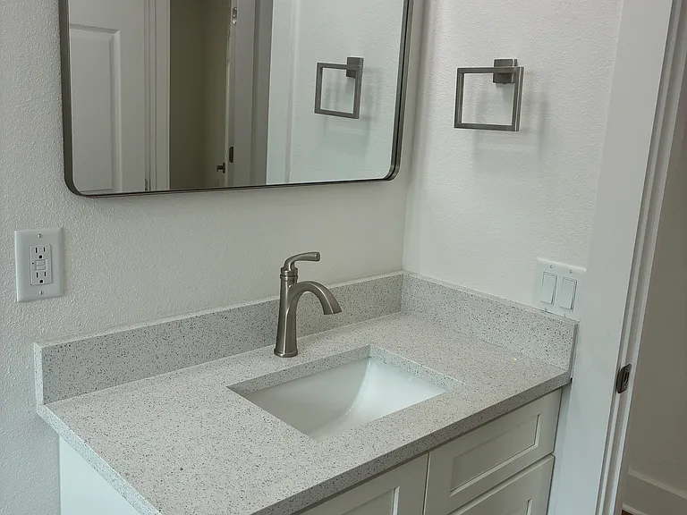 505 43rd St S #1/2 — Photo 14