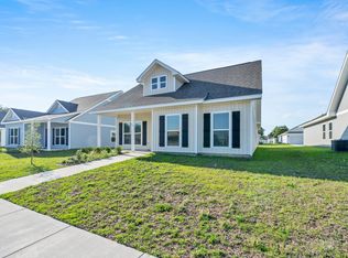 39 Bluebeech St, Freeport, FL 32439