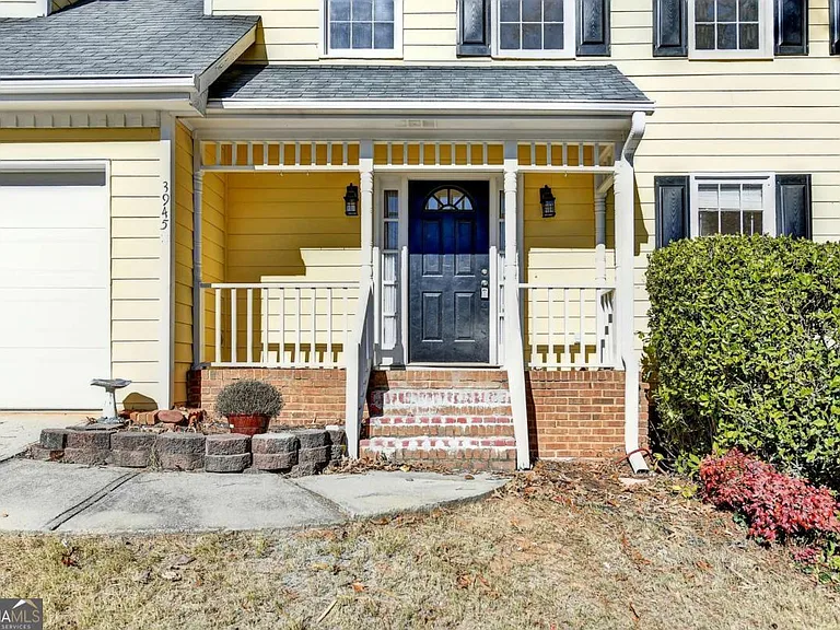 3945 Genoa Ct — Photo 5