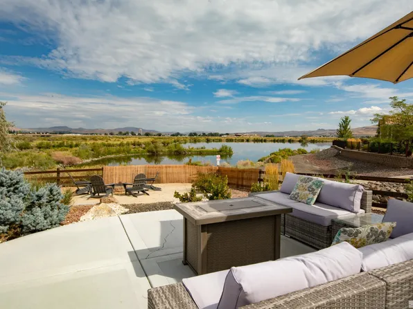 210 Meadow Edge Ct, Reno, NV 89502