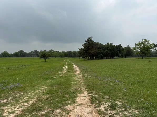 5719-4 Fm 2238, Schulenburg, TX 78956
