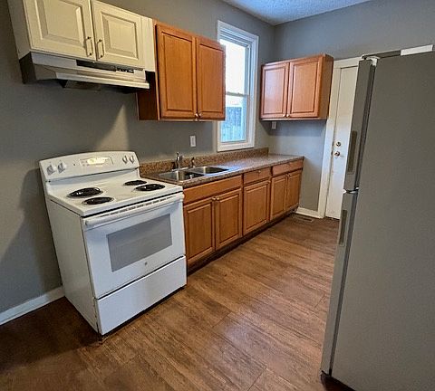 4th image of 622 N 11th St #622
