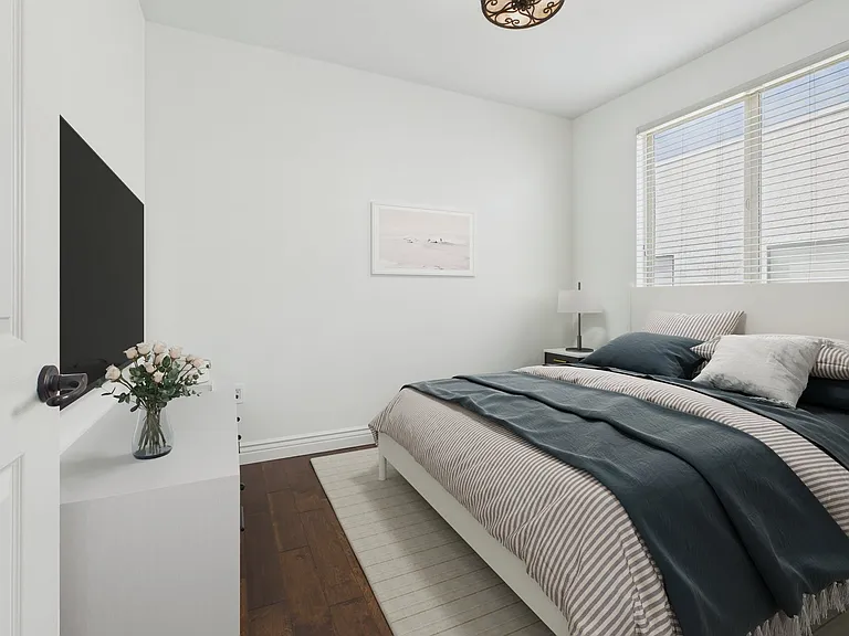 4410 Sepulveda Apartments — Photo 9