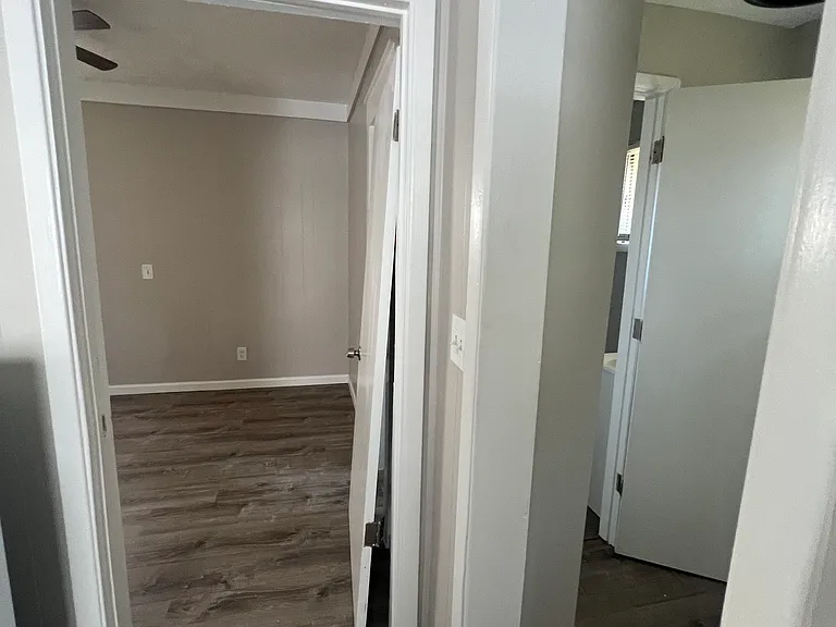 2081 W 103rd St #1 — Photo 12