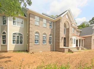 69 Eileen Dr, Cedar Grove, NJ 07009