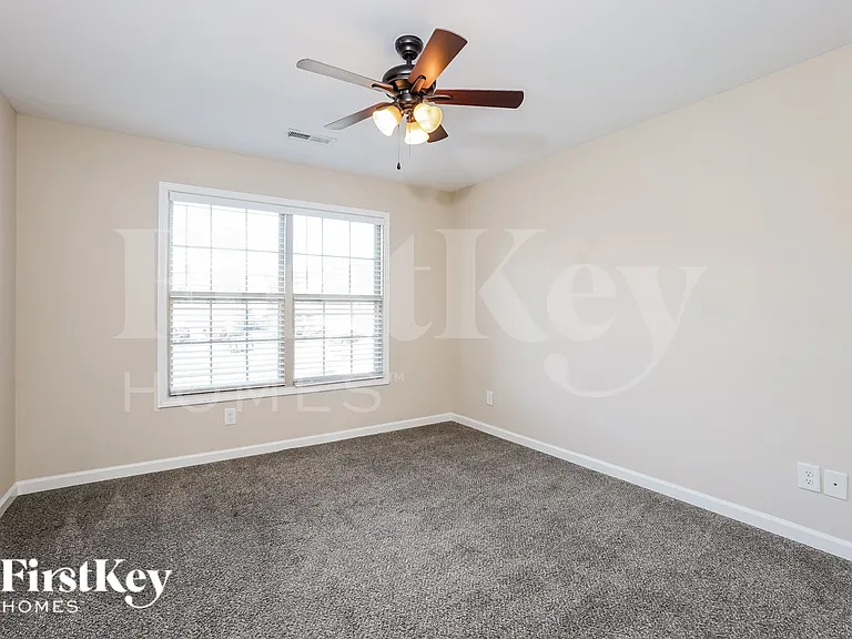 1532 Osage Ct — Photo 11